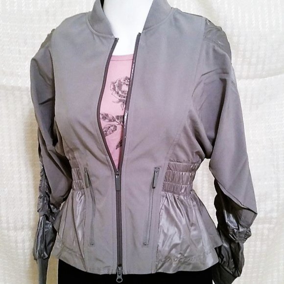 ADIDAS by Stella McCartney RUN WIND gray jacket -Women's Size Small - Picture 12 of 16